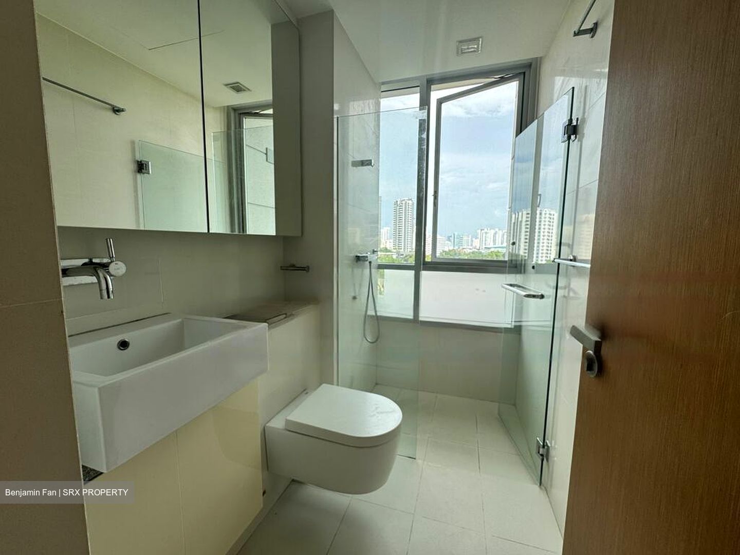 M21 (D11), Apartment #624098121